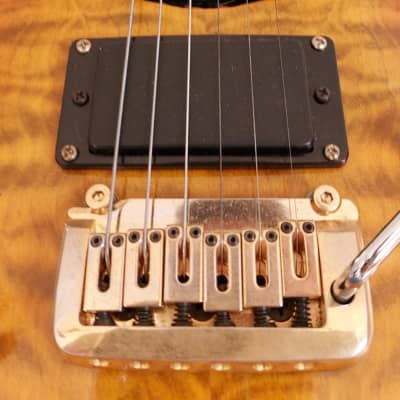 RARE Suzuki Electric Guitar 'Since 1953' HSS Bolt-On 24-Fret Red/Orange/Gold image 14