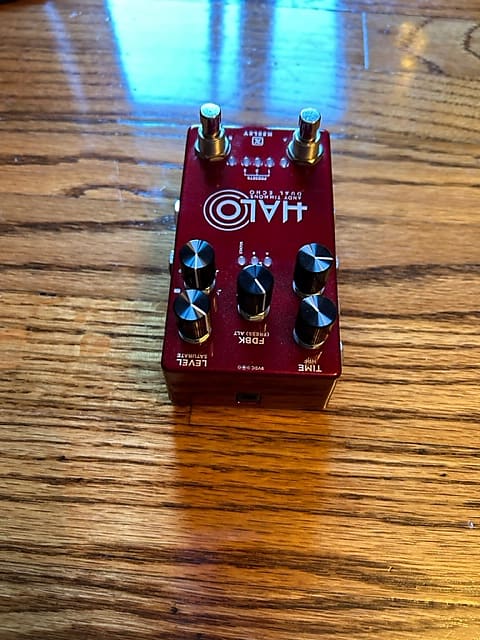 Keeley Halo Andy Timmons Dual Echo Pedal - Andy Apple Red Keeley Halo Andy Timmons Dual Echo Pedal - Andy Apple Red