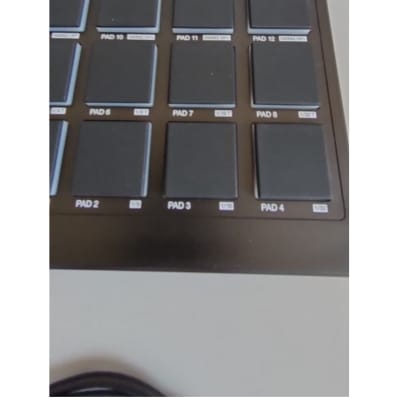 Akai MPD218 2015 - Present - Black image 10