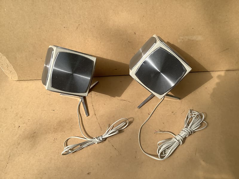 Grundig Audiorama 700 hifi cube vintage speakers / amazing design