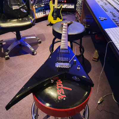 Jackson Japanese Randy Rhoads MIJ Floyd Rose Seymour Duncan Designed MJ Flying V Japan Guitar image 3