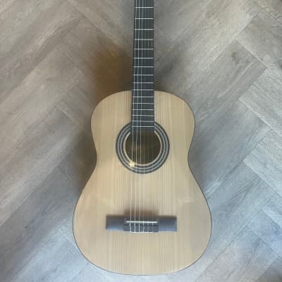 Children's Student Guitar. Soft strings and easy playability (1/2 size) image 3