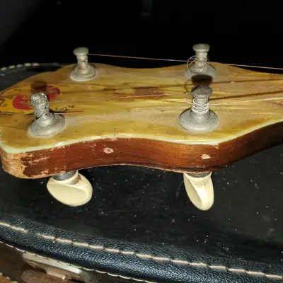 Leo Master 5 String Banjo with chip board case image 7