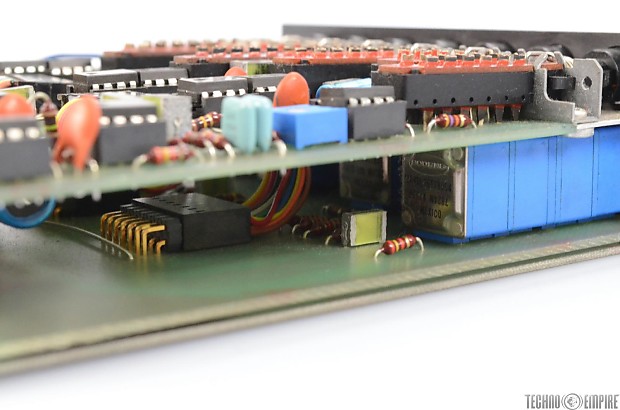 B&B Audio / Aphex EQF-2 500 Series 4 band Parametric EQ