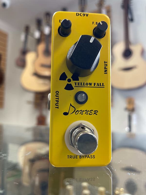 Donner Yellow Fall Analog Delay | Reverb