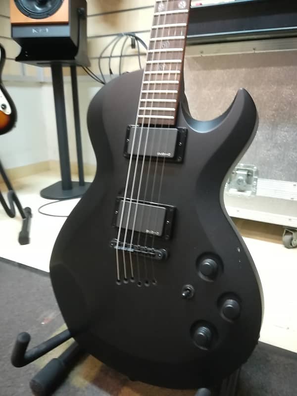 入手困難 Cort EVL-Z4 エレキギター マットブラック 入手困難 Cort EVL-Z4 エレキギター マットブラック 入手困難