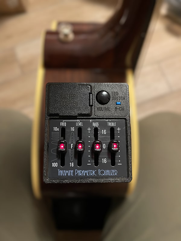 Takamine PARAMETRIC Equalizer 1/2 Reverb