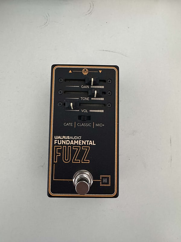 Walrus Audio Fundamental Fuzz