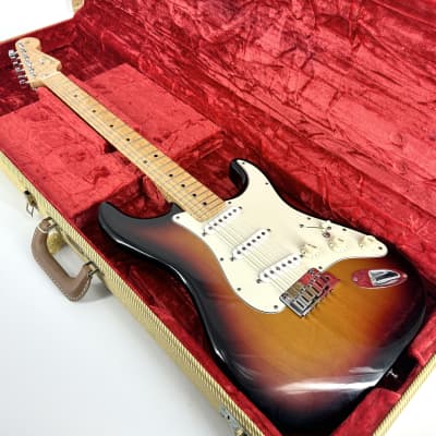 2003 Fender Custom Shop Custom Classic Stratocaster – Sunburst for sale