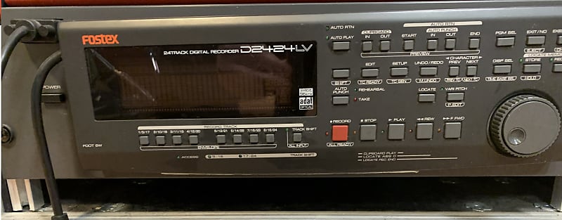 新品同様/完動品】 FOSTEX D2424LV マルチトラックレコーダー
