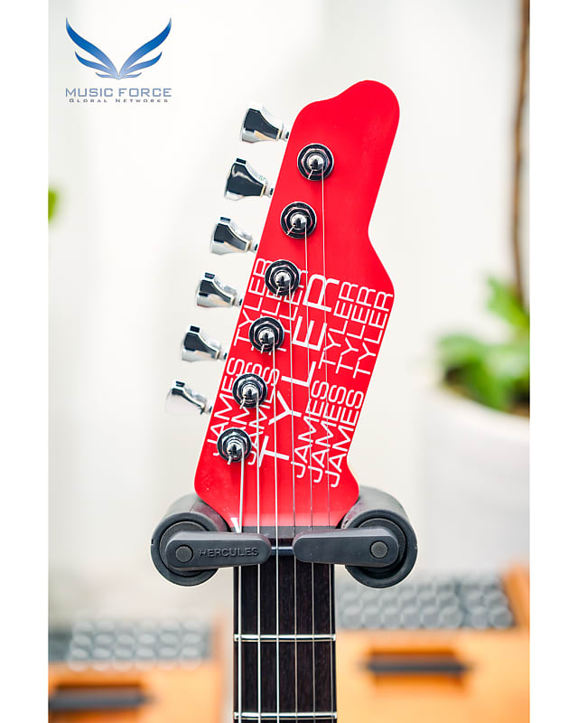 James Tyler Japan Classic HSS-Fiesta Red w/US Tortoise PG