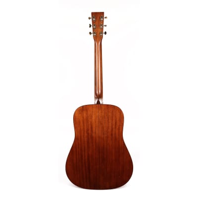Martin D-18 Modern Deluxe Acoustic Gloss Natural image 3