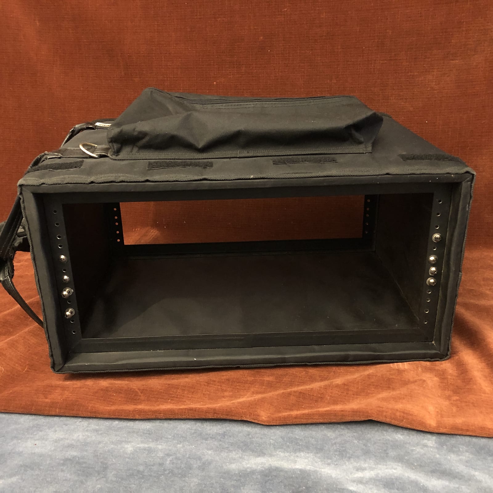 CNB RB-600 4-Space Rack Bag Case 4U Black