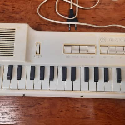 Formanta Faemi mini small vintage analog soviet synthesizer USSR 80s (polivoks plant)