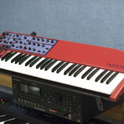 Clavia Nord Lead 1