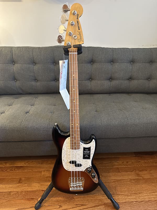 Fender Vintera '60s Mustang Bass 2019 - Present - 3-Color Sunburst image 1