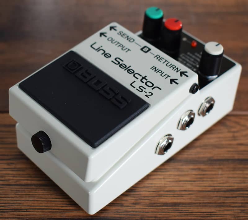 Boss LS-2 Line Selector AB Switch Guitar Effect Pedal | Reverb