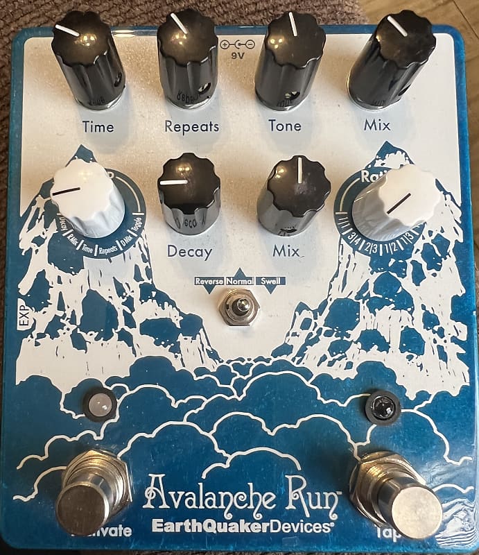 EarthQuaker Devices Avalanche Run Stereo Reverb & Delay with Tap Tempo V2