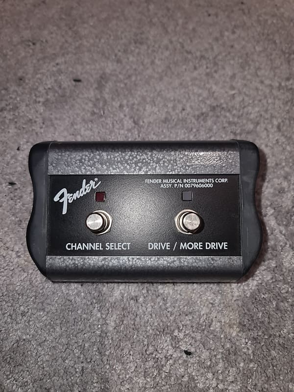Fender Hot Rod Deluxe 3 footswitch Drive Reverb