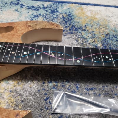 Ibanez Original Edge, Flame Jem DNA Tribute Neck with Stainless Frets, Burl Top Basswood Body image 4