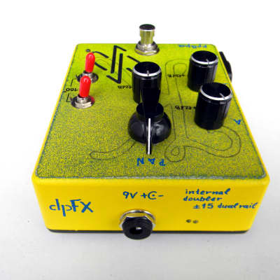 Immagine dpFX Pedals - KRAMA Parallel Blender with Pan, Boost, XLR out (can handle line level signals) - 12