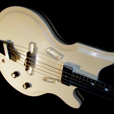 National VAL PRO "85"  1961 White. RES-O-GLAS. Extremely Rare. Great Condition. Tone image 17