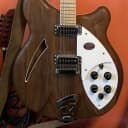 Rickenbacker 360/12W 2021 - Walnut