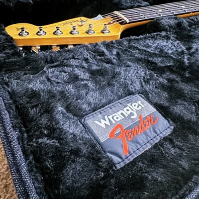 Fender American Professional II Stratocaster with Rosewood Fretboard 2021 Miami Blue w/Wrangler Denim Case image 10