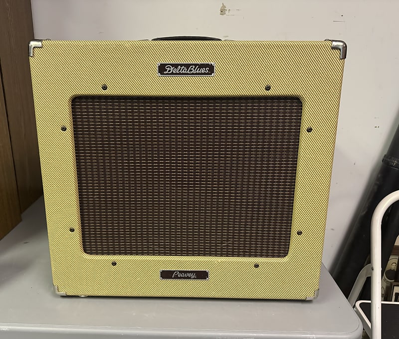 Peavey Delta Blues 115 30W 1x15 Guitar Combo Amp | Reverb Canada