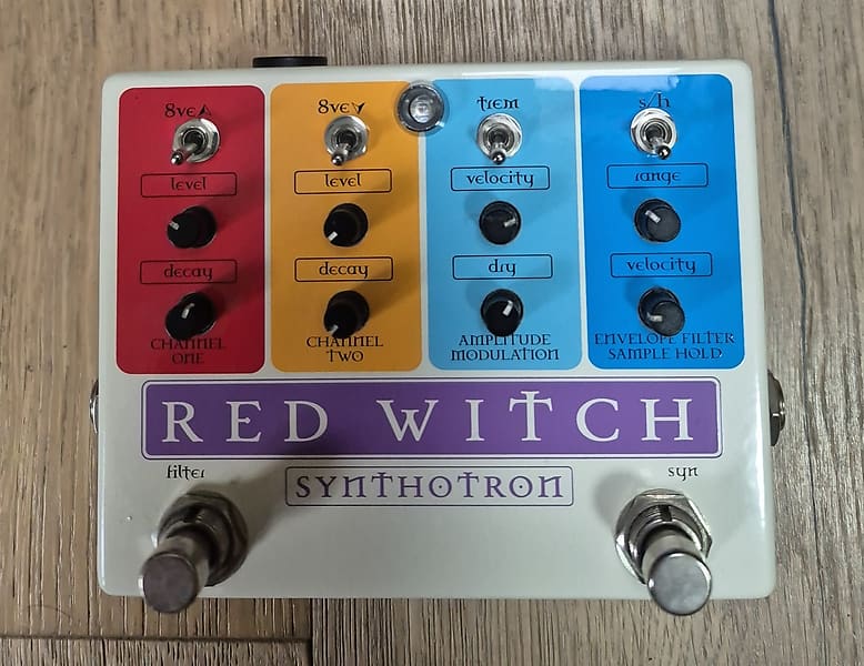 Red Witch Synthotron