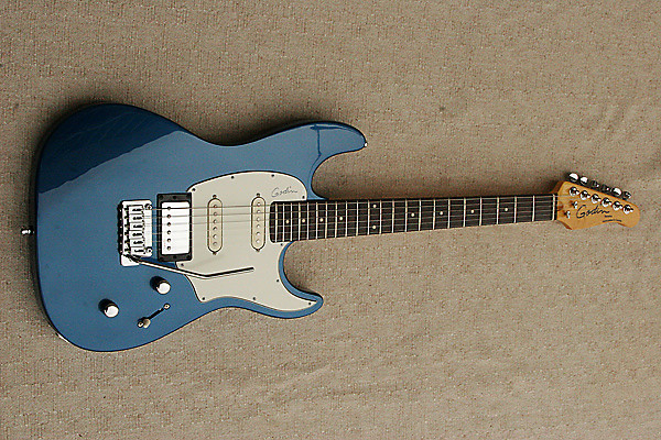 独特な Godin Reverb | HG Blue Electric Session ギター