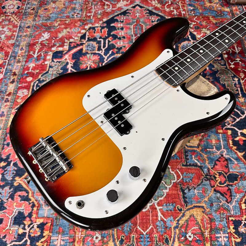 Fender japan Precision Bass PB-43J プレベ Fender Japan Standard Precision Bass PB-43J Vintage White