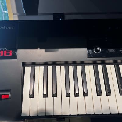 Roland FA-08 88-Key Music Workstation 2014 - Present - Black