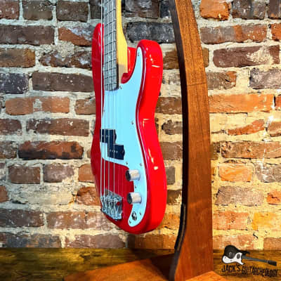 Squier Mini P-Bass Electric Bass (2020s - Red) image 4