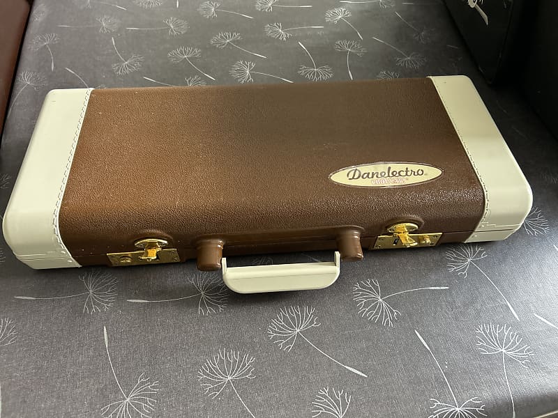 Danelectro Cool cat