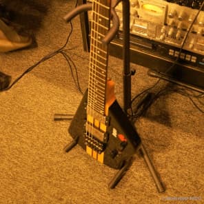 Bootlegger Spade Black Travel Guitar. Two Humbuckers,  Rosewood Fretboard, Padded Gig Bag image 3