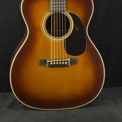 Martin Custom Shop 000-28 Authentic 1937 Stage 1 Aging Ambertone for sale
