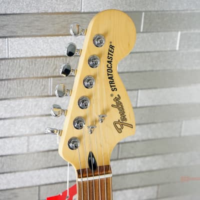 Fender Deluxe Roadhouse Stratocaster with Pau Ferro Fretboard - Mystic Ice Blue image 11