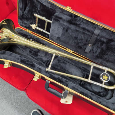 King 606 Student Model Tenor Trombone Clear-Lacquered Brass image 9