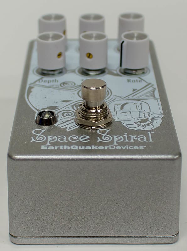 Earthquaker Devices Space Spiral V2 Modulated Delay Guitar Earthquaker Devices Space Spiral V2 Modulated Delay Guitar