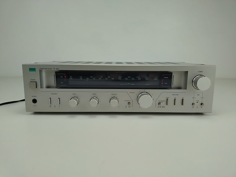 Sansui R-303 receiver used in original box  			