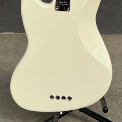 Fender American Professional II Fretless Jazz Bass Olympic White w/Case 8.7 lbs image 4