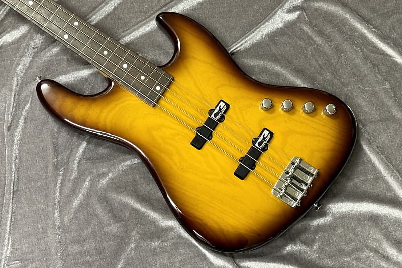 JAZZ　4.05kg【GIB兵庫】-　BASS　FL　used】SOUND　TRADE