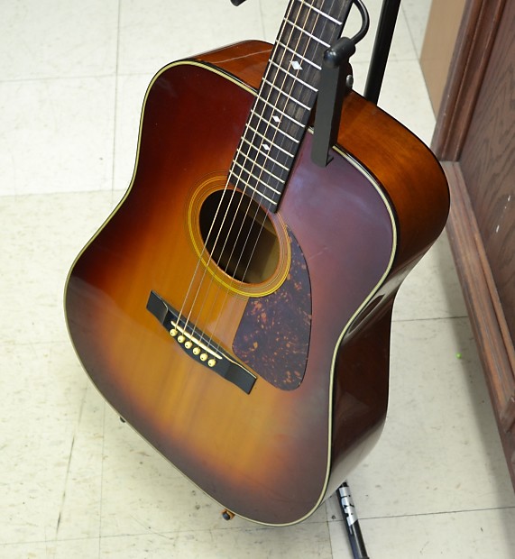 Fender F220SB 6 String Acoustic Guitar