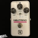 Keeley Neutrino V2 Optocoupler Envelope Filter / Auto Wah Effects Pedal w/ Box