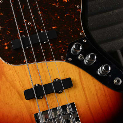 Fender JB-75 Jazz Bass Reissue MIJ - Sunburst - 2010 image 4