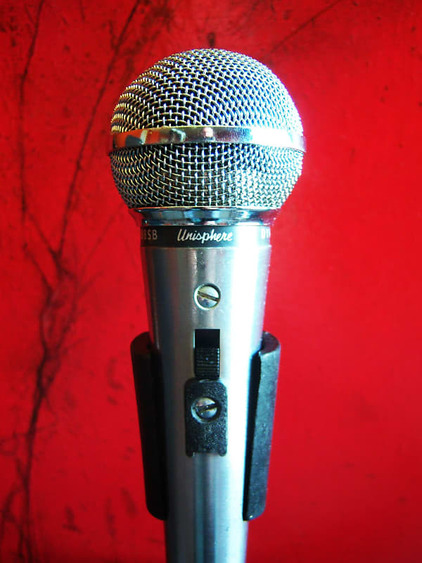 Vintage 1970's Shure 588SB dynamic cardioid microphone w