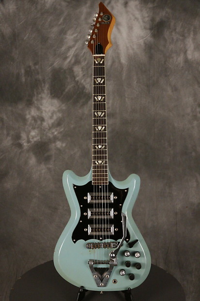 Kay K-403 w/original case + Paperwork 1966 Soft Teal Blue