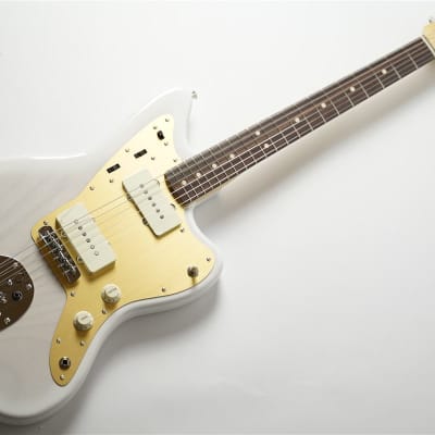 Fender Made in Japan Heritage Series 60s Jazzmaster White