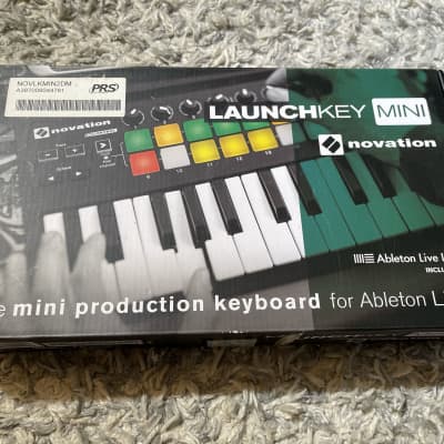 Novation LaunchKey Mini Mk2